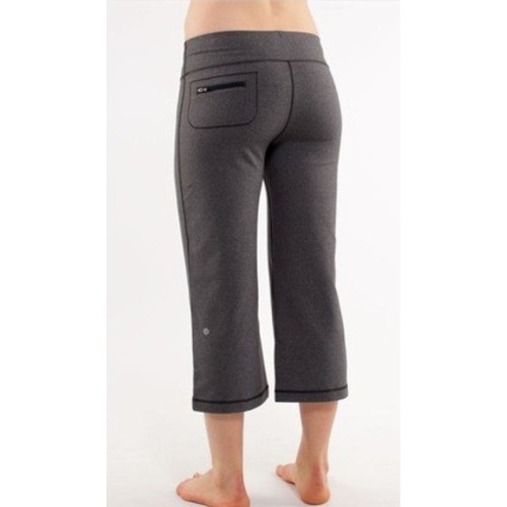 Lululemon Heathered Gray Relaxed Fit Crop Pants Drawstring Back Zip Pocket 6/8 - Picture 2 of 7